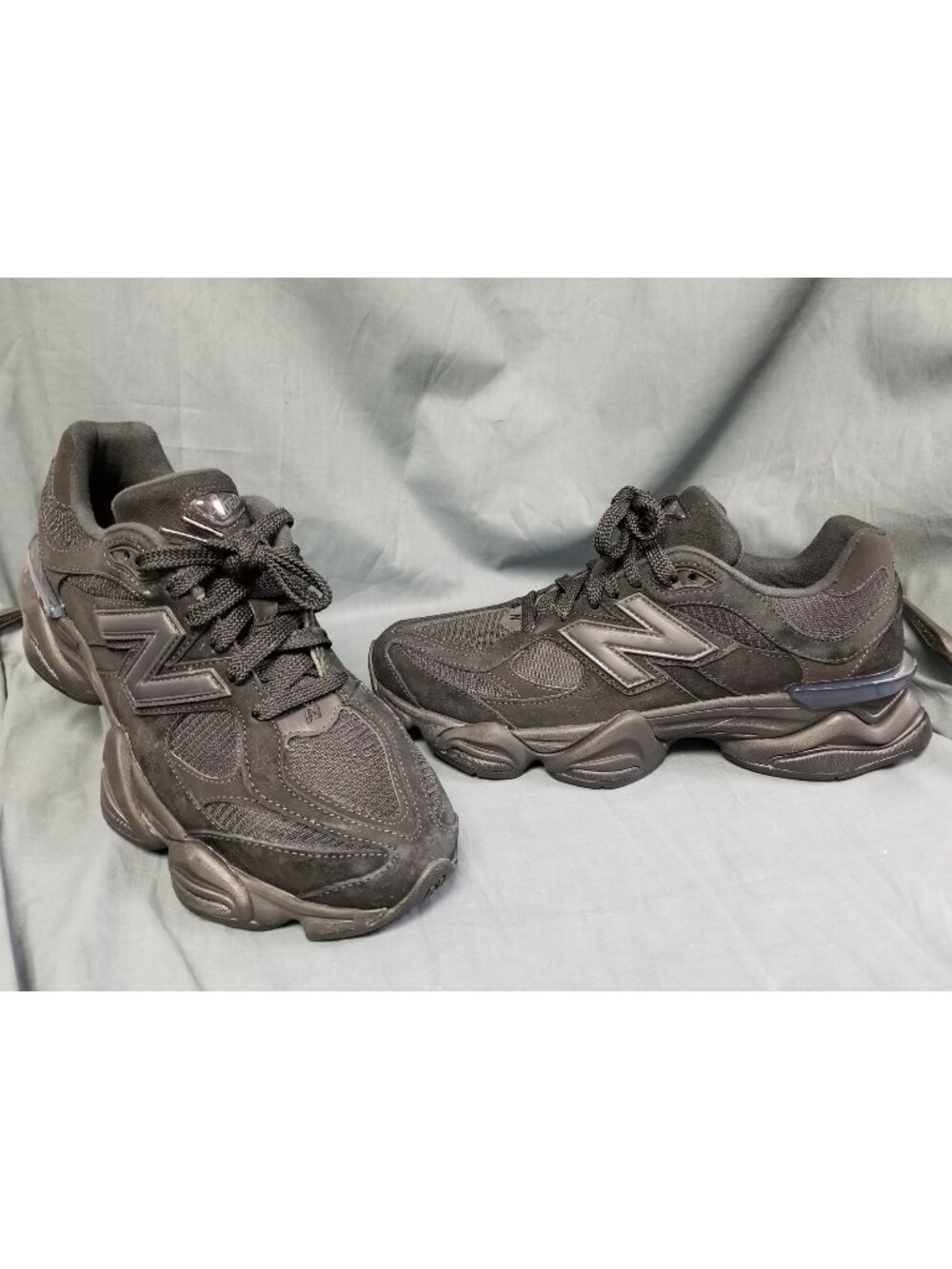 New Balance 9060 Sneakers U9060BPM Suede Black Women's Size 6.5 NEW NO BOX!